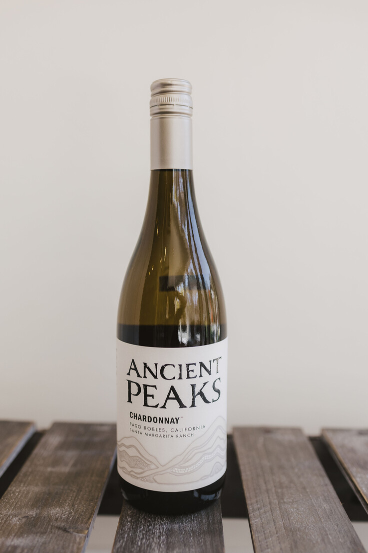 Wine Tasting with Ancient Peaks